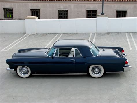 lincoln continental mark series.